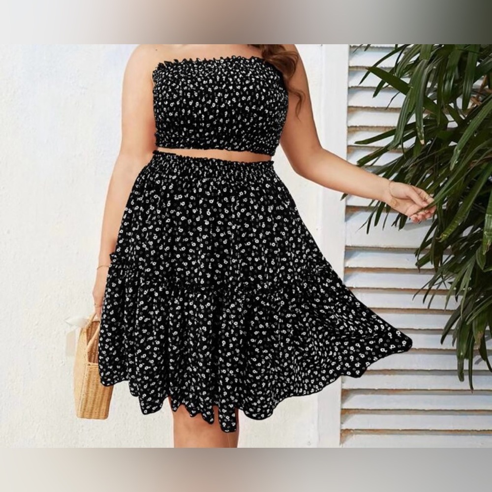 NEW 1 XL Plus Ditsy Floral Shirred Frill Trim Crop Tube Top & Skirt